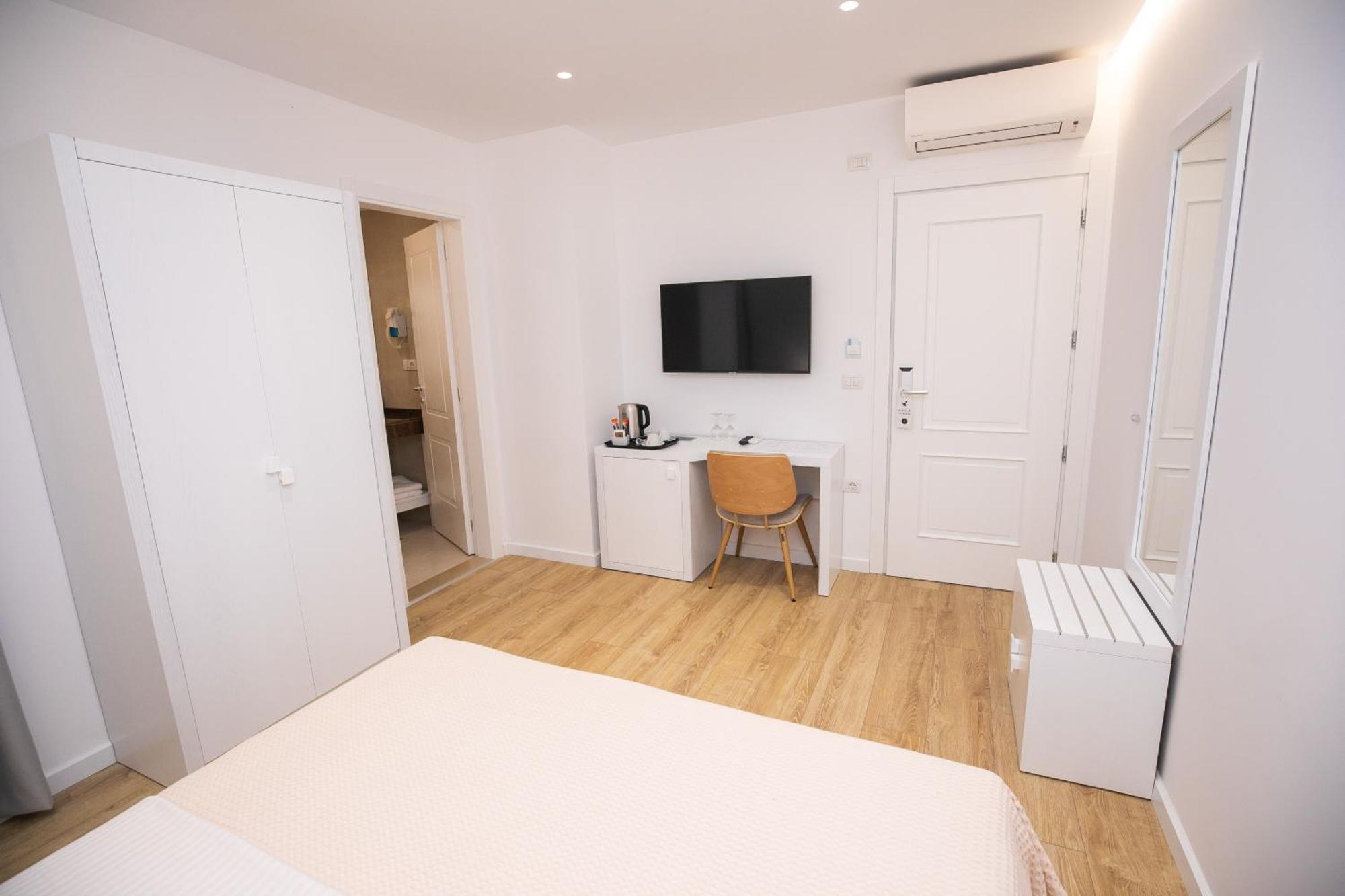 Hotel Elior ティラナ 部屋 写真