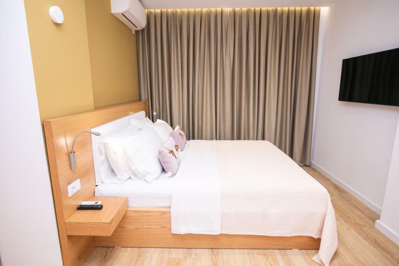 Hotel Elior ティラナ エクステリア 写真